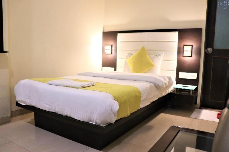 Photo of Hotel Alfa, 3-star hotel in Surat
