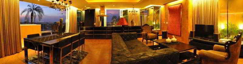 Photo of Fields Plaza Condo, 4-star hotel in Angeles City (and vicinity)