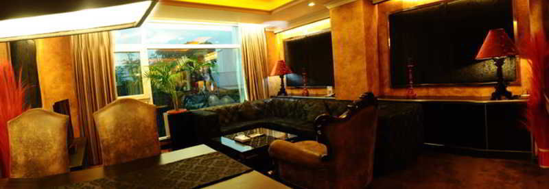 Photo of Fields Plaza Condo, 4-star hotel in Angeles City