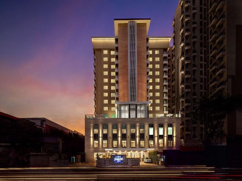 Photo of Royal Hometel Suites Dahisar Mumbai, 3-star hotel in Mumbai (and vicinity)