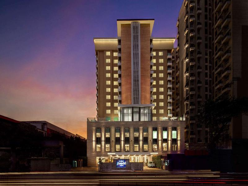 Photo of Royal Hometel Suites Dahisar Mumbai, 3-star hotel in Mumbai (and vicinity)