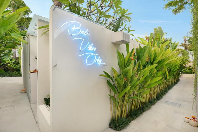 AV Villa Matahari, Singapore