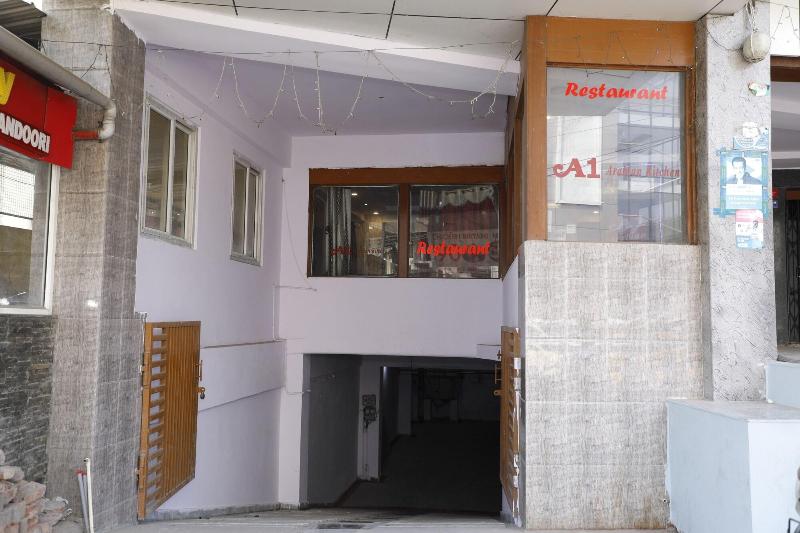 Photo of Maruthi Residency Inn, 3-star hotel in Hyderabad (and vicinity)