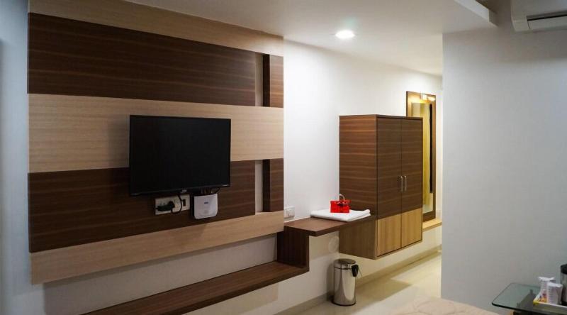 Photo of Hotel Grand Paradise, 3-star hotel in Vadodara