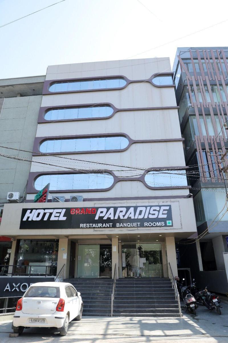 Photo of Hotel Grand Paradise, 3-star hotel in Vadodara