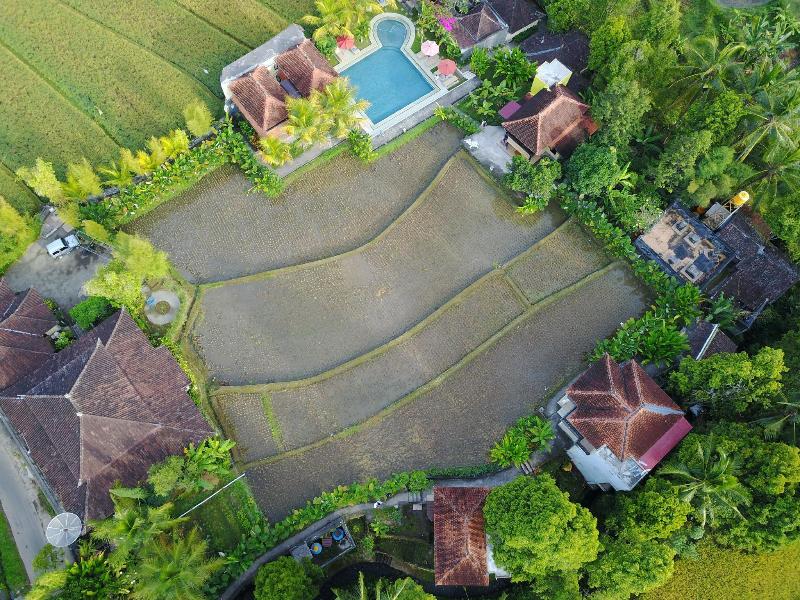 Atres Villa, Singapore