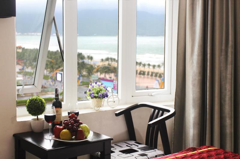 Misa Hotel Da Nang, Singapore