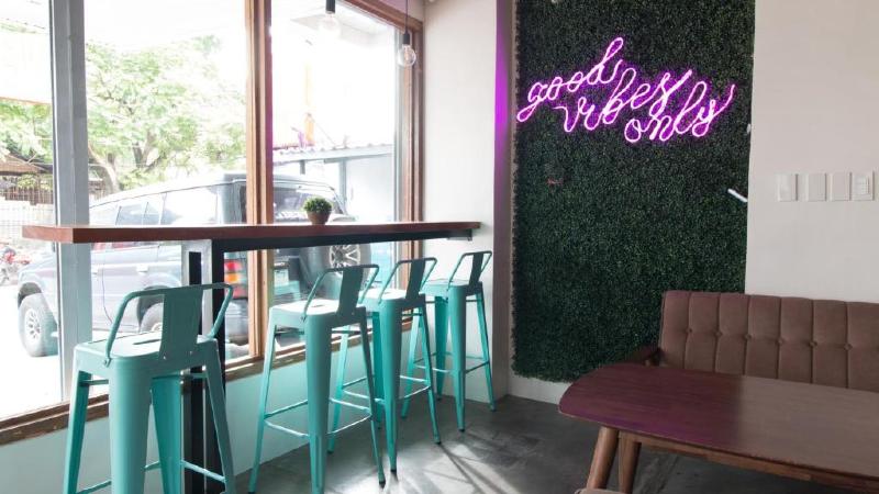 Photo of RedDoorz Plus @ Diola Villamonte Bacolod, 3-star hotel in Bacolod