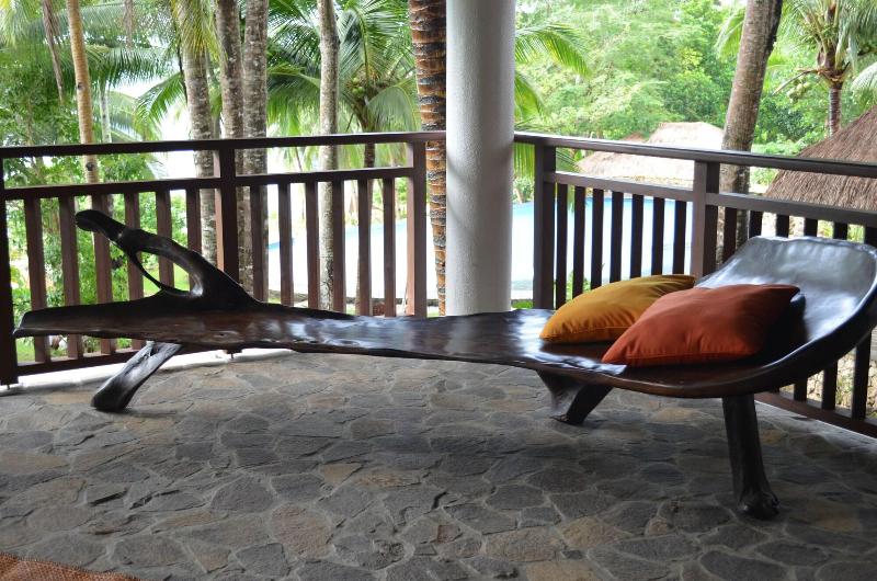 Photo of Amun Ini Beach Resort & Spa, 4-star hotel in Anda