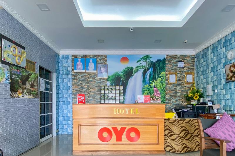 Photo of Super OYO 90039 Coop Hotel Kangar, 2-star hotel in Kangar