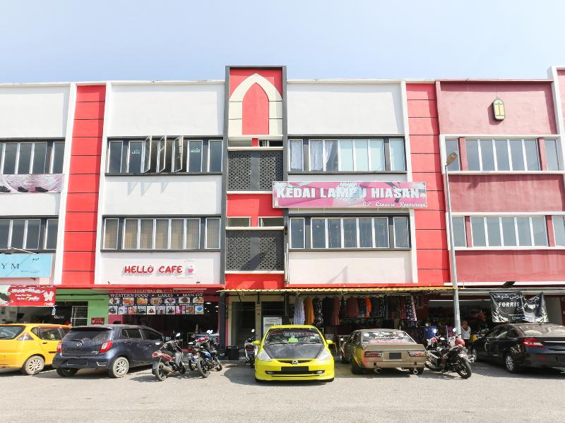 SPOT ON 90181 Cz Classic Hotel exterior, 2-Star hotel in Pasir Puteh