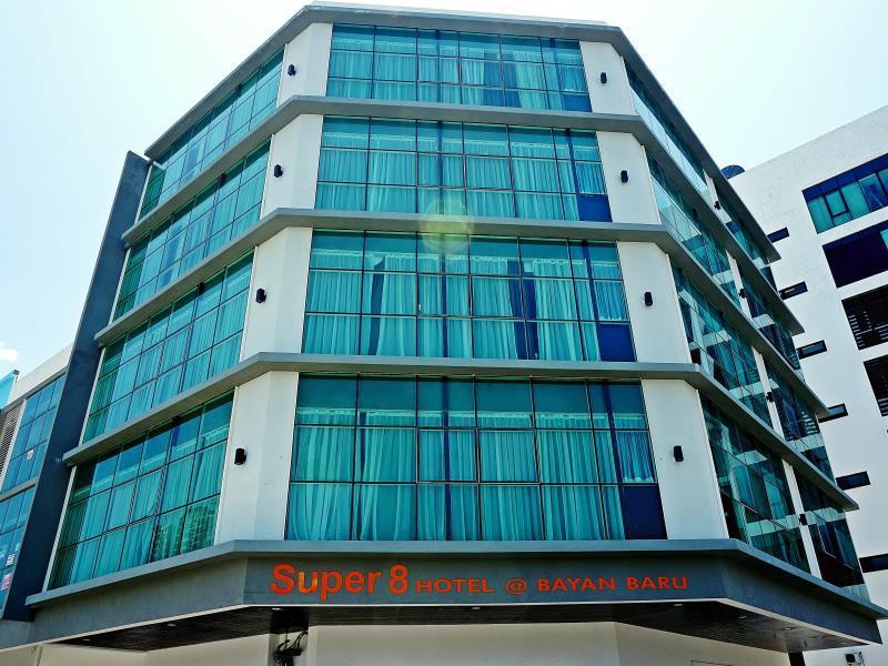 Super 8 Hotel @ Bayan Baru exterior, 2-Star hotel in George Town