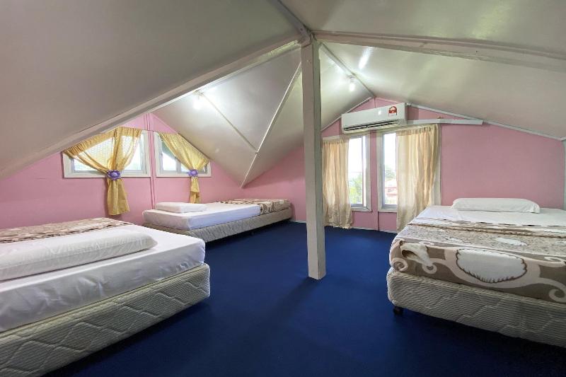 Photo of Hotel O Pogimpaan Homestay, 2-star hotel in Kota Kinabalu (and vicinity)