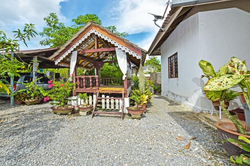 Photo of OYO Home 90388 Homestay Masha, 2-star hotel in Padang Besar