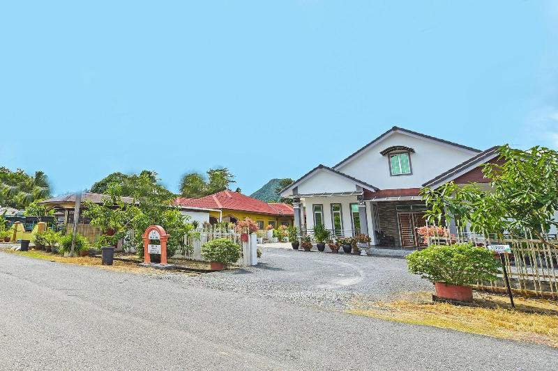 Photo of OYO Home 90388 Homestay Masha, 2-star hotel in Padang Besar