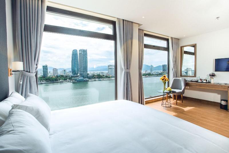 Glamour Hotel Da Nang, Singapore