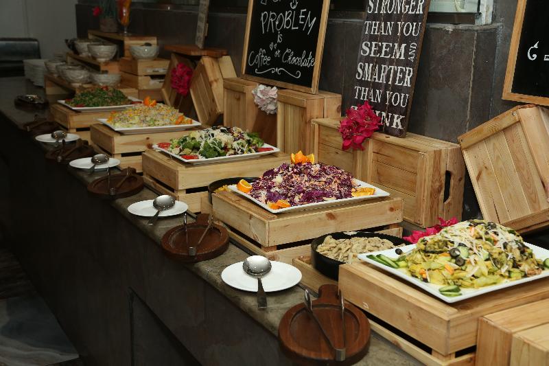 Photo of Sandy Palace Hotel, 4-star hotel in Amman (and vicinity)