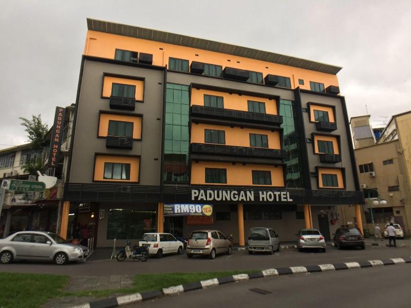Padungan Hotel, Singapore