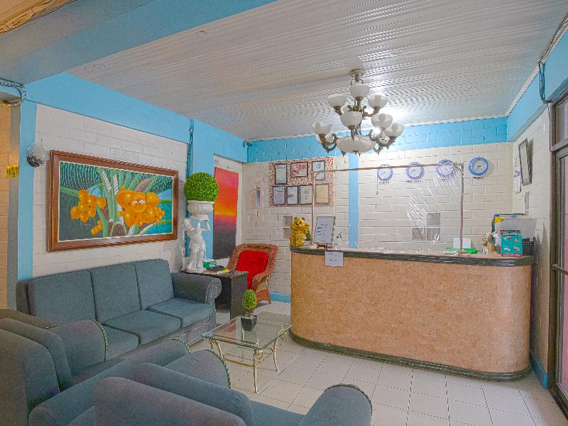 Photo of RedDoorz @ La Maria Pension And Tourist Inn, 2-star hotel in Mandaue