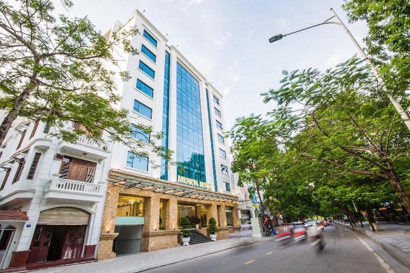 Menrva Hotel, Singapore