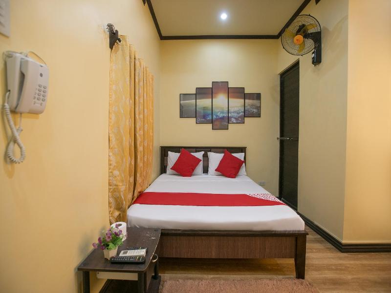 Photo of Rjat Guesthouse, 2-star hotel in Calamba