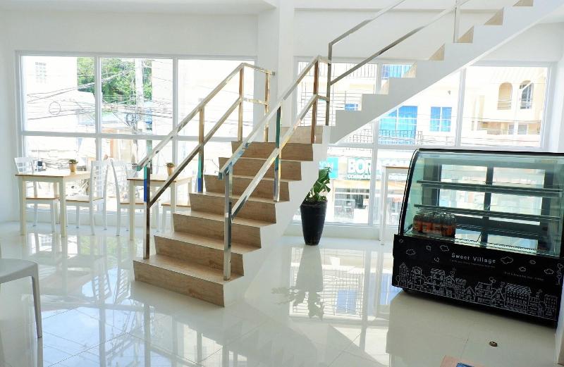 Photo of Kamusta Boutique Hotel, 3-star hotel in Boracay Island