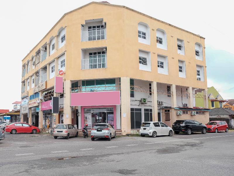 OYO 90120 MI Hotel Dungun exterior, 3-Star hotel in Dungun