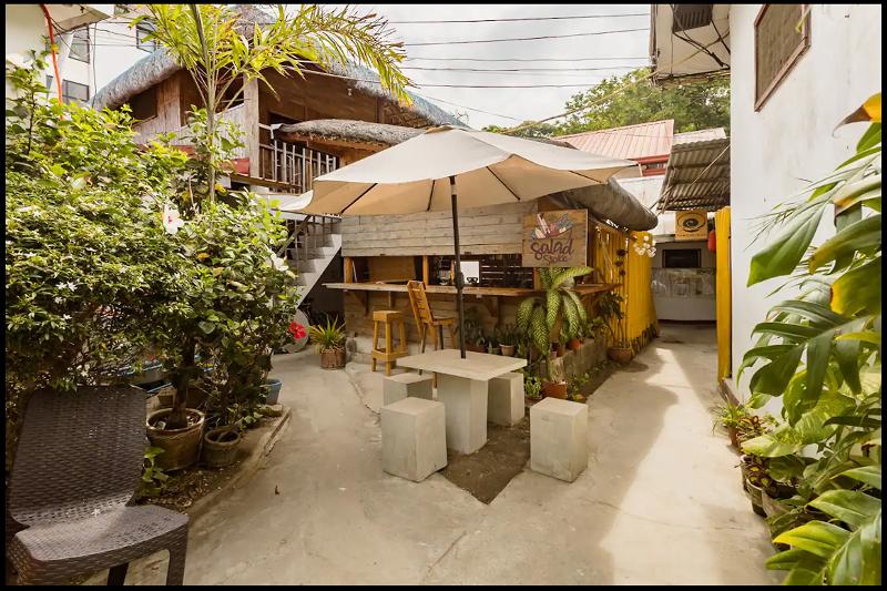 Photo of Monaliza Surf Resort, 1-star hotel in North Luzon Agribusiness Quadrangle