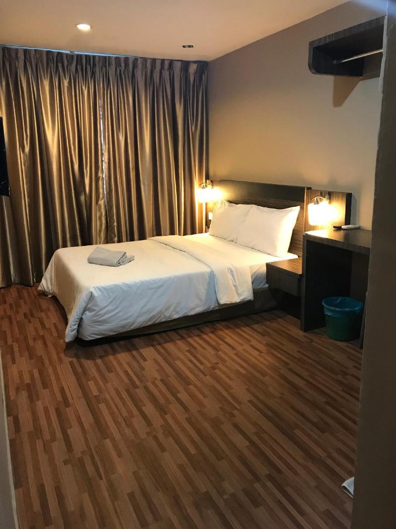 V HOTEL, Singapore