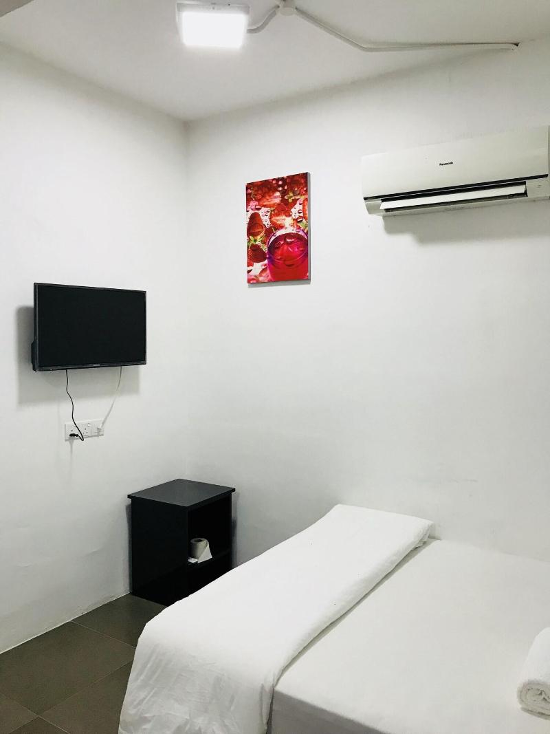 Photo of H-Hotel, 2-star hotel in Johor Bahru (and vicinity)