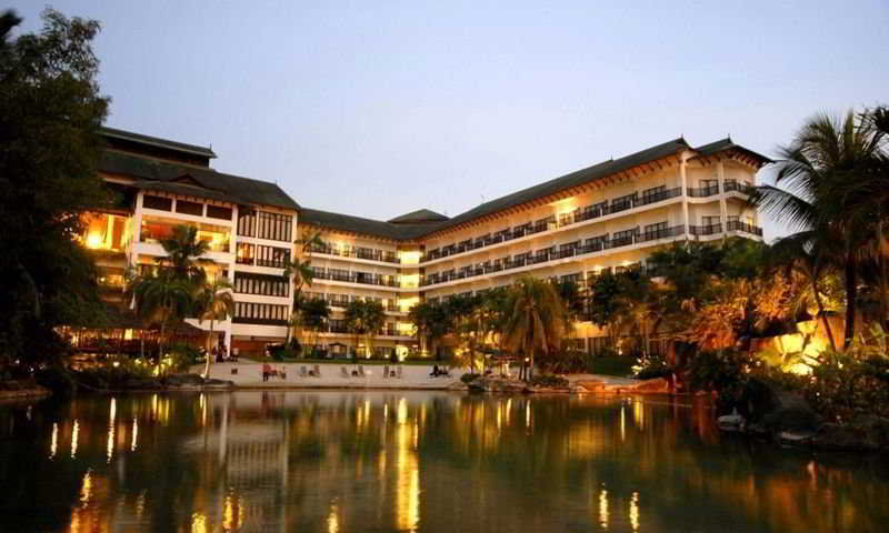 Photo of Mines Beach Resort Hotel, 3-star hotel in Kuala Lumpur (and vicinity)