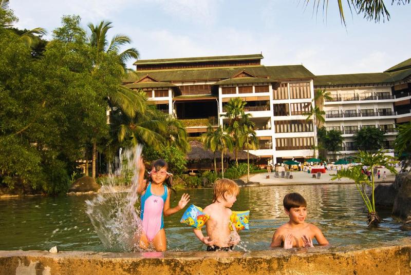 Photo of Mines Beach Resort Hotel, 3-star hotel in Kuala Lumpur (and vicinity)