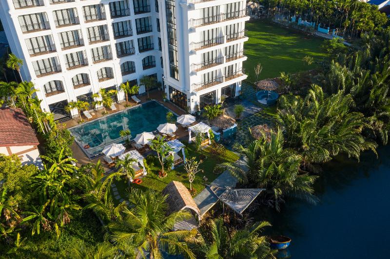 Shining Riverside Hoi An Boutique and Spa, Singapore