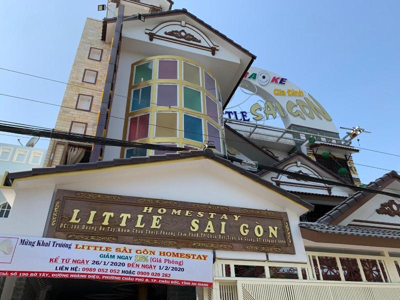 Little Saigon Hostel, Singapore