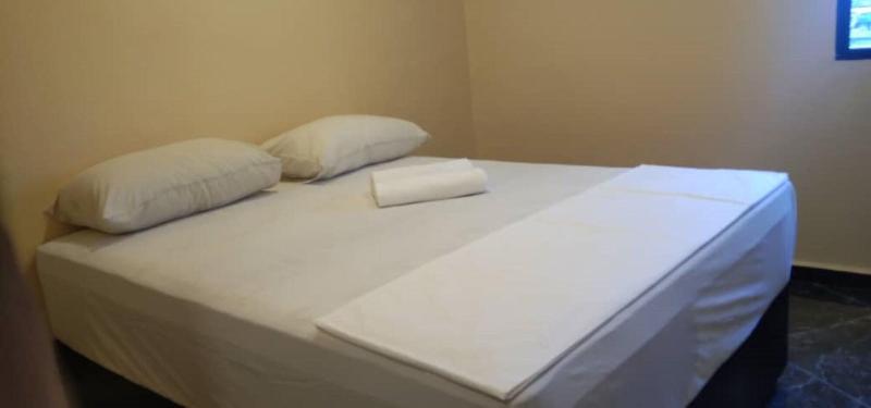 Photo of OYO 90445 Th Hotel, 2-star hotel in Bahau