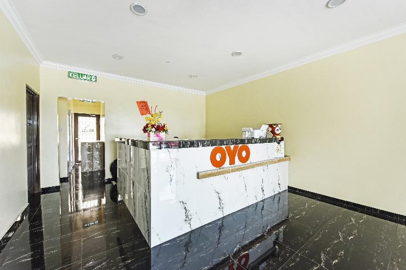 Photo of OYO 90445 Th Hotel, 2-star hotel in Bahau