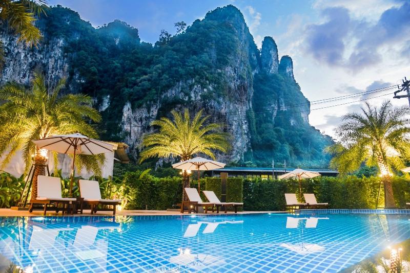 T2 Ao Nang Krabi, Singapore
