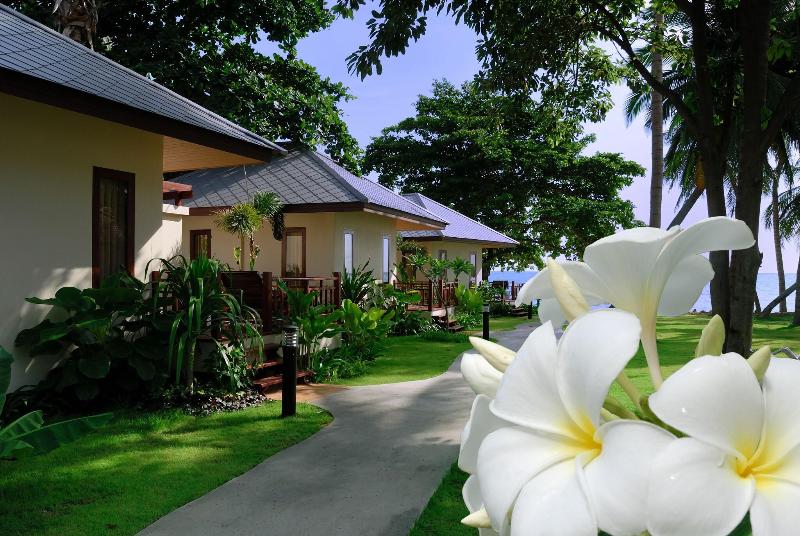 Suksaiburi-resort, Singapore
