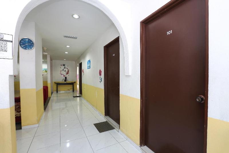 Photo of OYO 89998 Thank Q Inn 2 hotel in Kota Bharu