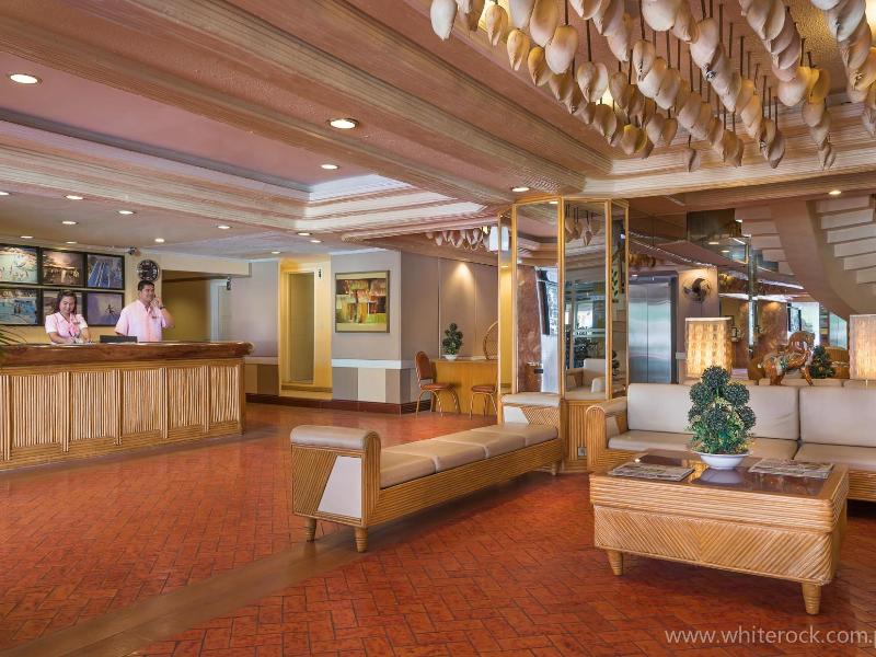 Photo of White Shamrock Beach Hotel, 3-star hotel in Boracay Island