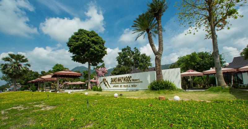 Sang Nhu Ngoc Resort, Singapore