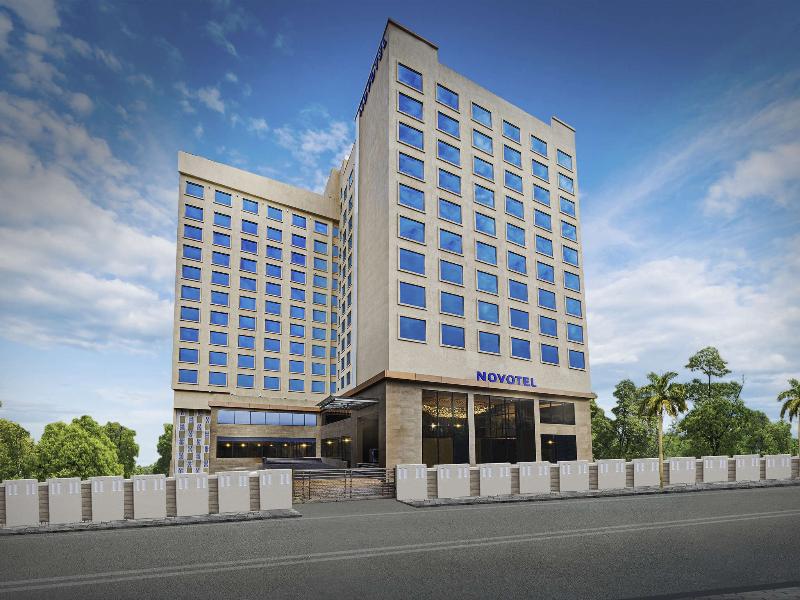 Novotel Mumbai International Airport, 5-star hotel in Mumbai (and vicinity)