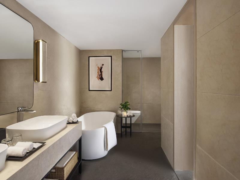 Photo of Novotel Mumbai International Airport, 5-star hotel in Mumbai (and vicinity)