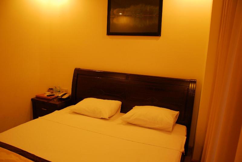 Nhat Linh Hotel Da Nang, Singapore