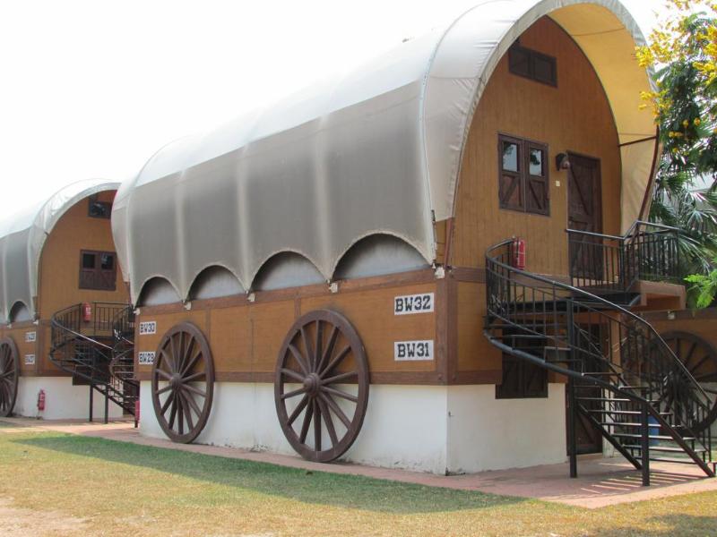 Photo of Eagle Ranch Resort, 3-star hotel in Port Dickson