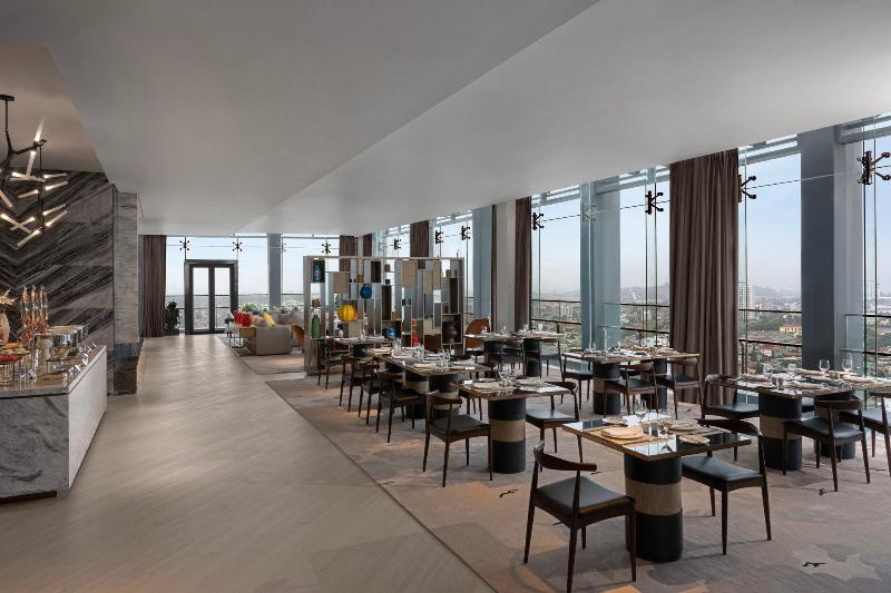 Crowne Plaza Vinh Yen City Centre by IHG, Singapore