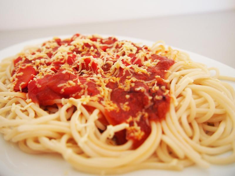 Photo of Casa Cecilia Hotel, 2-star hotel in Bantay