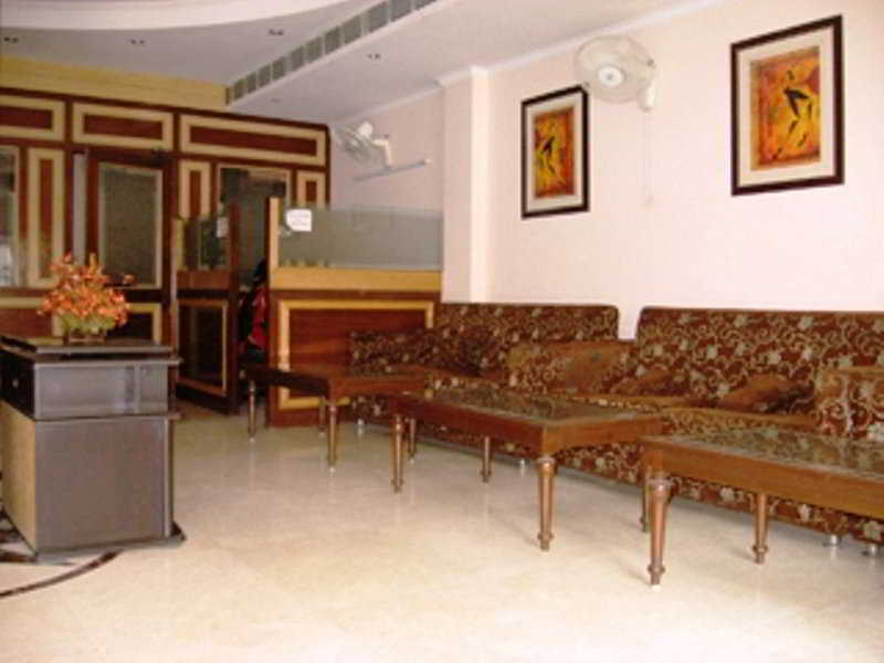 Photo of Hotel Paras International, 3-star hotel in Delhi (and vicinity)