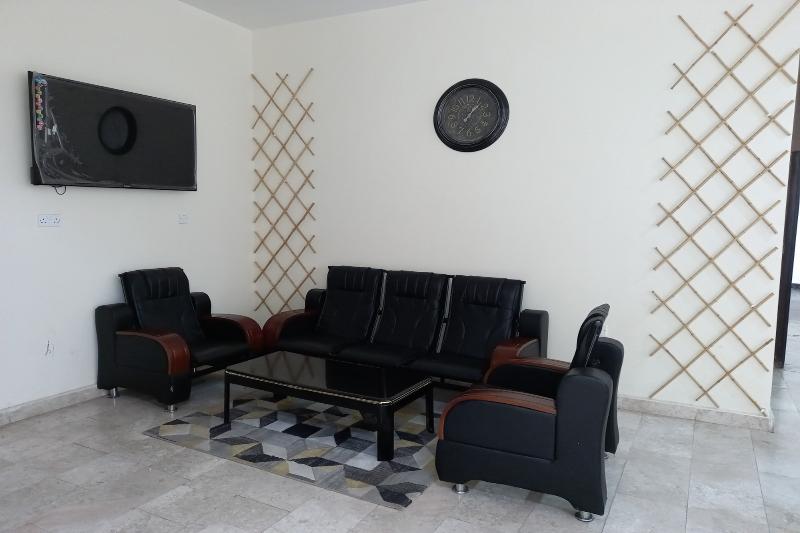 Photo of OYO 144 Al Tawasi Furnished Apartment, 2-star hotel in Salalah (and vicinity)