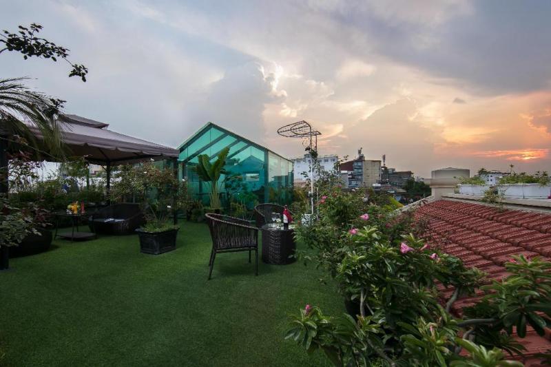 Hanoi Nostalgia Hotel & Spa, Singapore